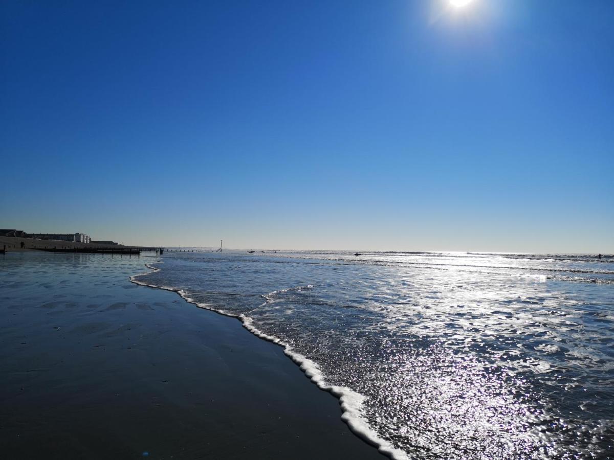 Hightide - Bracklesham Bay Chichester